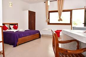 Sea Way Hotel