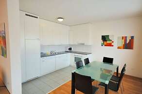 Tranquil Seafront Escape