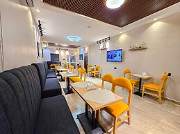 Twinny Hotels & Suites