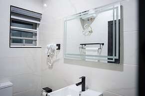 Twinny Hotels & Suites