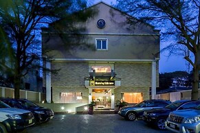 Morning Side Boutique Hotel and Suites