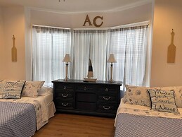 Seaside Escape - 1 Block From Beach & Boardwalk