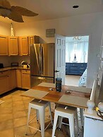 Seaside Escape - 1 Block From Beach & Boardwalk