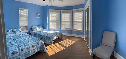 Seaside Escape - 1 Block From Beach & Boardwalk