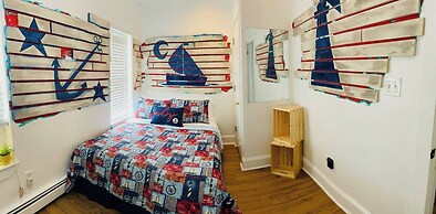 Seaside Escape - 1 Block From Beach & Boardwalk