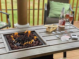 Seaside Escape - 1 Block From Beach & Boardwalk