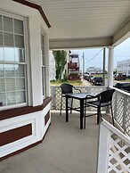 Seaside Escape - 1 Block From Beach & Boardwalk