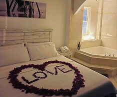 Seaside Escape - 1 Block From Beach & Boardwalk