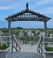 Seaside Escape - 1 Block From Beach & Boardwalk