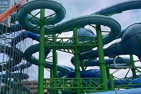 Seaside Escape - 1 Block From Beach & Boardwalk