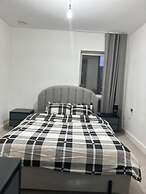 Cosy City Apartment in Barking