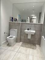 Cosy City Apartment in Barking