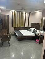 hotel swastik palace