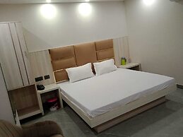 hotel swastik palace