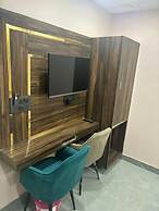 hotel swastik palace