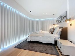 Majestic Penthouse View by Atlantic Holiday