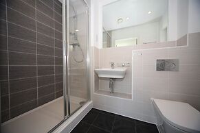 Luxurious 4 BH Home Near Willen Lake Ideal for Families & Business Sta