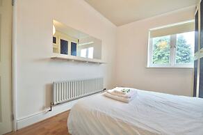 Greenwich Retreat - 4bed Home