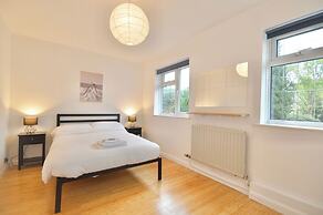 Greenwich Retreat - 4bed Home