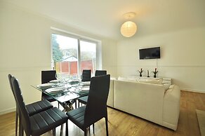 Greenwich Retreat - 4bed Home