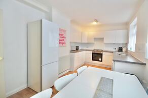 Greenwich Retreat - 4bed Home