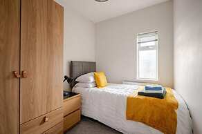 Ekaya Cozy Belfast With 2 Bedrooms