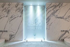 Woodside Apartment 218