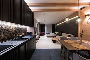 Woodside Apartment 218