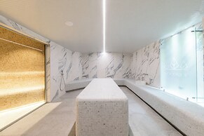 Woodside Apartment 218