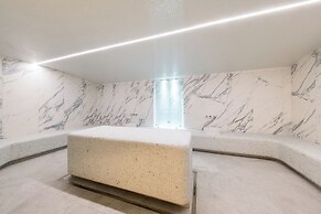 Woodside Apartment 218