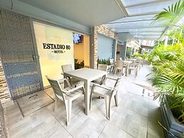 Hotel Estadio 80