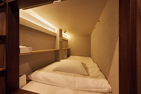 Capsule Hotel CONTINUE Njojo-Kita
