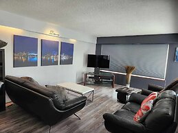 Signature City Charm Furnished 3BR