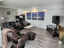 Signature City Charm Furnished 3BR