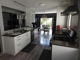 Signature City Charm Furnished 3BR