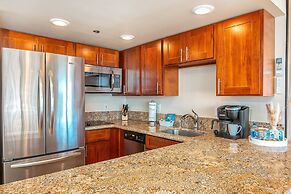 Ilikai Hotel Condo at Waikiki with Parking