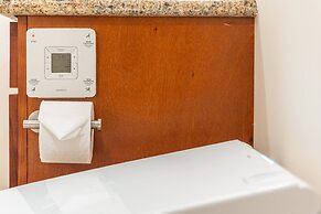 Ilikai Hotel Condo at Waikiki with Parking