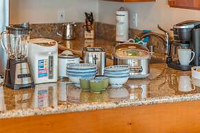 Ilikai Hotel Condo at Waikiki with Parking