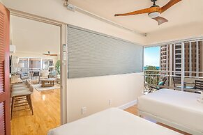 Ilikai Hotel Condo at Waikiki with Parking