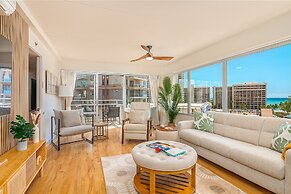 Ilikai Hotel Condo at Waikiki with Parking