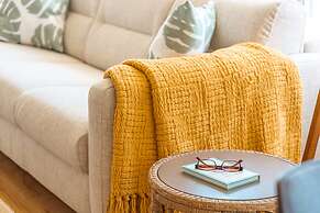 Ilikai Hotel Condo at Waikiki with Parking