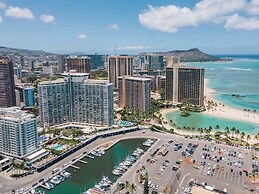 Ilikai Hotel Condo at Waikiki with Parking