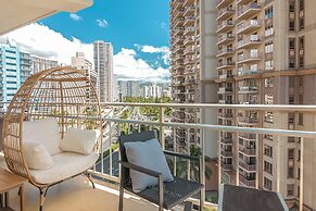 Ilikai Hotel Condo at Waikiki with Parking