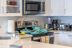 Ilikai Hotel Condo at Waikiki No Parking