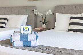 Ilikai Hotel Condo at Waikiki No Parking