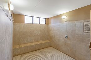 Kihei Ali'i Kai Condos with Ocean View and Parking