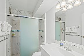 Kihei Ali'i Kai Condos with Ocean View and Parking