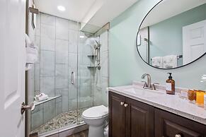 Kihei Ali'i Kai Condos with Ocean View and Parking