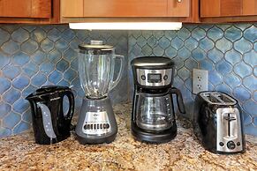 Kihei Ali'i Kai Condos with Ocean View and Parking