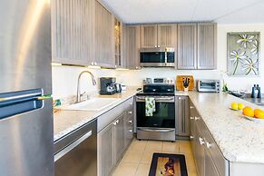 Kihei Ali'i Kai Condos with Ocean View and Parking